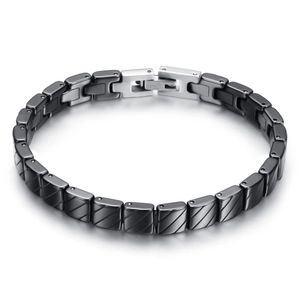 Fashionable 7mm black ceramic link bracelet with diagonal patterns and silver buckle