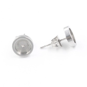 Pair of minimalist silver stainless steel stud earrings with round tray and butterfly backs