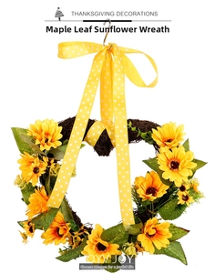 Détail d'une couronne en forme de cœur avec tournesols, rotin et ruban à pois jaune
