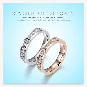 Detail of 4mm stainless steel rings featuring full-circle white zircon pave setting