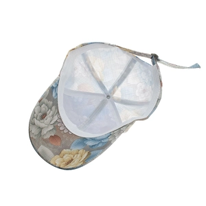 Breathable floral baseball cap with lace print and inner mesh lining for outdoor sun protection