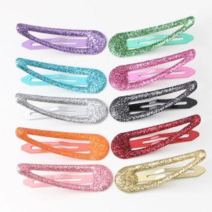 Lot de dix pinces à cheveux pailletées pour enfants aux finitions colorées et brillantes