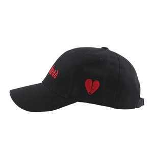 Black cotton baseball cap with red broken heart and letter embroidery for sun protection
