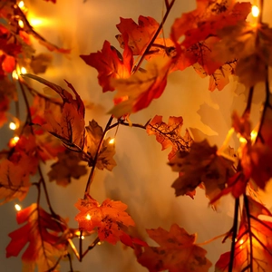 Guirlande de feuilles d'érable avec LED chaudes pour décoration d'automne et Thanksgiving