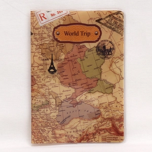 Dettaglio della mappa del mondo vintage sulla custodia per passaporto in PVC World Trip