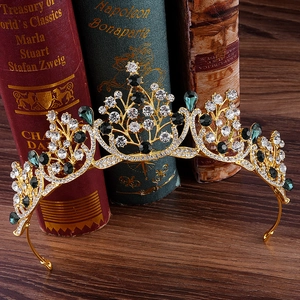 Couronne de mariée vintage dorée avec pierres vert émeraude et cristaux pour mariages