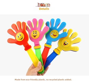 Set di quattro mani applauditrici colorate in plastica con faccine sorridenti per eventi