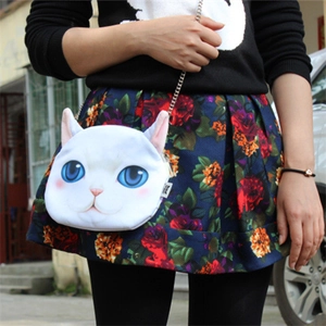 Harajuku style white plush cat face crossbody bag with silver metal chain strap