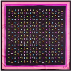 Foulard di seta 90cm con stampa Torre Eiffel e cuore nero e rosa da donna