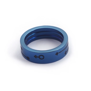 Blue minimalist titanium steel couple ring with matte finish and arrow patterns