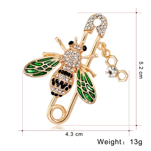 Fashion bee brooch pin with green enamel wings and crystals, dimensions 5.2cm by 4.3cm