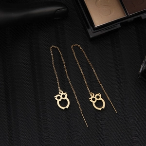 Golden owl hollow threader earrings with delicate chain for women in trendy fashion style