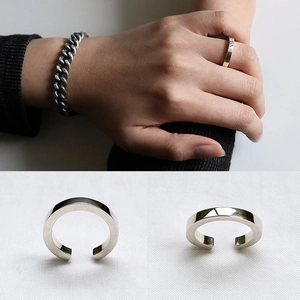 Minimalist S925 sterling silver open square ring with a polished solid finish for women