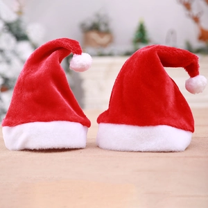 Plush Christmas Hat LED Light Up Santa Hat Festive Party Decoration Soft Velvet Colorful Star For Adult And Child