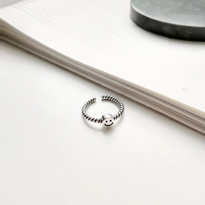 Retro S925 sterling silver smile face open ring with minimalist twisted rope texture
