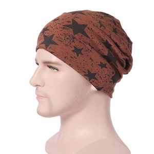 Bonnet tombant marron foncé avec étoiles noires et motifs vintage pour hommes et femmes