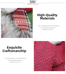 Vue macro de la texture d'une chaussette de Noël avec tricot rouge et tissu à carreaux