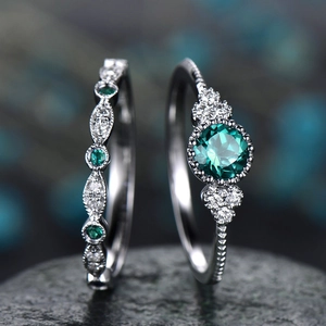 Elegant Halo Ring And Curved Band Copper Zirconia Round Cut Emerald Blue Luxury Wedding Party Jewelry For Women