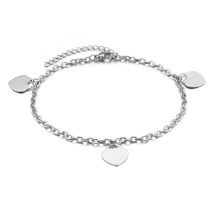 Bracelet de cheville argenté élégant avec pendentifs cœurs et fermoir mousqueton réglable
