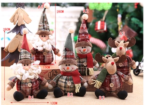 Detailed size comparison of 28cm Christmas plush gnomes and snowmen in plaid fabric