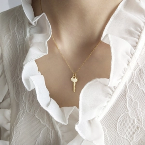 Key Pendant Necklace 925 Sterling Silver 18K Gold Plated Minimalist Retro Style For Women