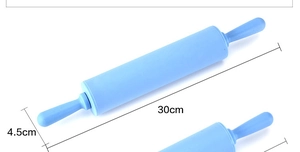Detail view of 30cm blue non-stick silicone rolling pin with wood core and measurements