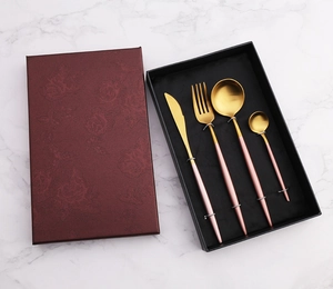 Pink and gold 304 stainless steel cutlery set of four pieces in a premium gift box
