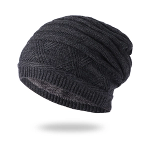 Winter thermal knit beanie hat in dark grey with warm fleece lining for outdoor skiing