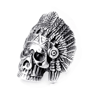 Punk style stainless steel Indian skull ring with vintage silver finish and feather details