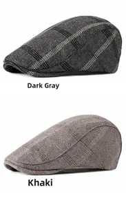 Comparaison détaillée de la texture des bérets en tweed à carreaux gris et kaki