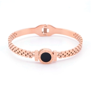 Bracelet en acier inoxydable rose doré avec chiffres romains, incrustation noire et LOVE
