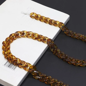 Chaîne de lunettes chic en acrylique écaille avec maillons ambre et boucles réglables