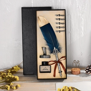 Retro Feather Pen Calligraphy Quill Pen With Ink Bottle Metal Holder Replacement Nibs Vintage Style Writing Gift