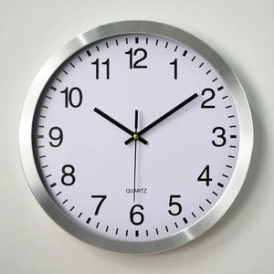 Modern 14-inch silent silver stainless steel wall clock with quartz movement for living room