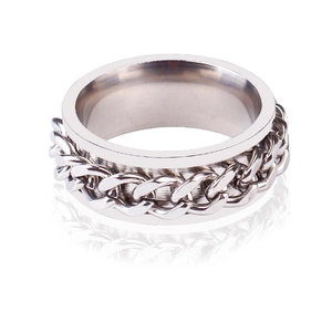 Polished silver spinner ring for men with rotating chain detail and reflective finish