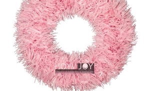Detailaufnahme der rosa Lametta-Weihnachtskranz-Textur aus flauschigem PVC-Material