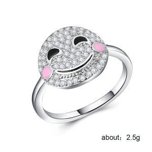 Bague smiley mignonne en argent avec cristaux pavés et détails en émail rose