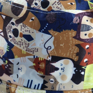 Bob réversible avec motif chat mignon en tissu sergé durable pour un usage quotidien