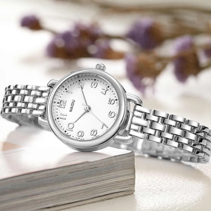 Elegant Women Quartz Bracelet Watch With Alloy Thin Chain Strap Round Dial Fashion Minimalist Analog Wristwatch