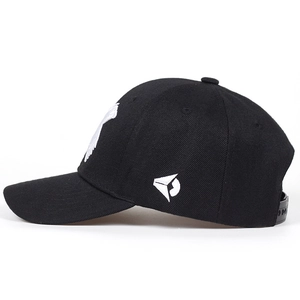 Classic black baseball cap in twill cotton with premium white embroidery and strap