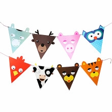 Detalle de banderines de animales animados para decoración de cumpleaños de bebés