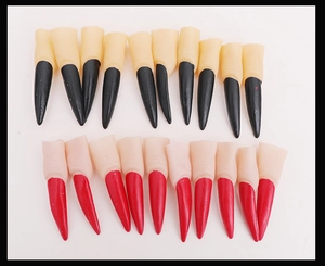 Close-up of 20-piece black and red long nail finger claws for Halloween cosplay decorations