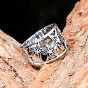 Bague pour homme en acier titane avec hexagramme et trois étoiles au design ajouré