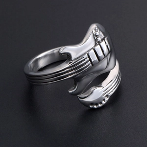 Vintage rock music guitar ring for couples made of polished silver stainless steel