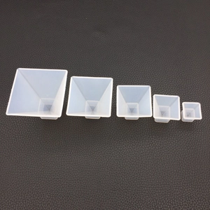 5-piece set of transparent pyramid silicone molds for DIY resin and crystal casting crafts