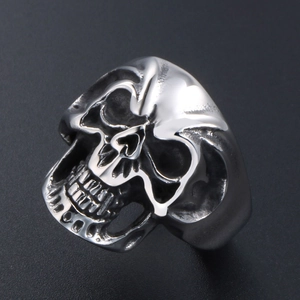 Gothic silver skull ring for men in titanium steel with a detailed punk aesthetic design