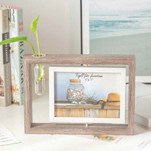 Cadre photo rotatif double face en bois avec vase en verre 5x7 sur bureau