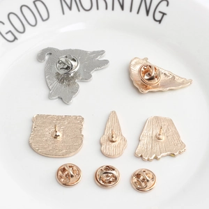 Pizza cheese cat alloy brooches set with butterfly clasp butterfly pin backings