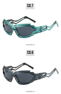 Vue détaillée des lunettes de soleil punk Y2K avec monture futuriste verte et grise