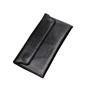 Klassische schwarze lange Geldbörse aus echtem Leder mit elegantem Druckknopfverschluss